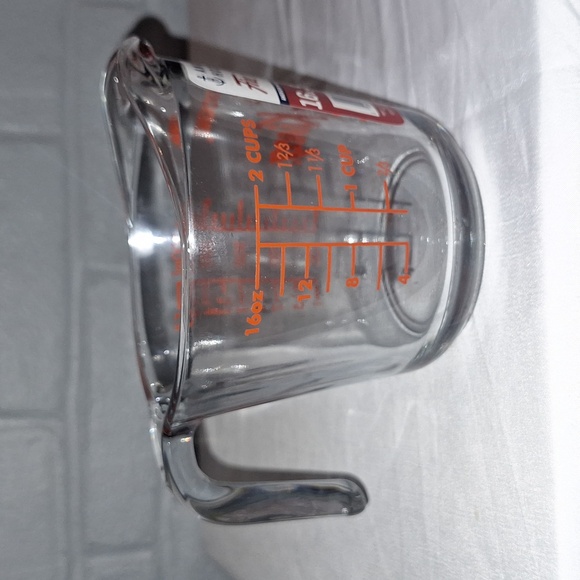 ⚓️ Anchor Hocking 2 cup (16 oz) glass measuring cup with handle and pour spout - Picture 2 of 8